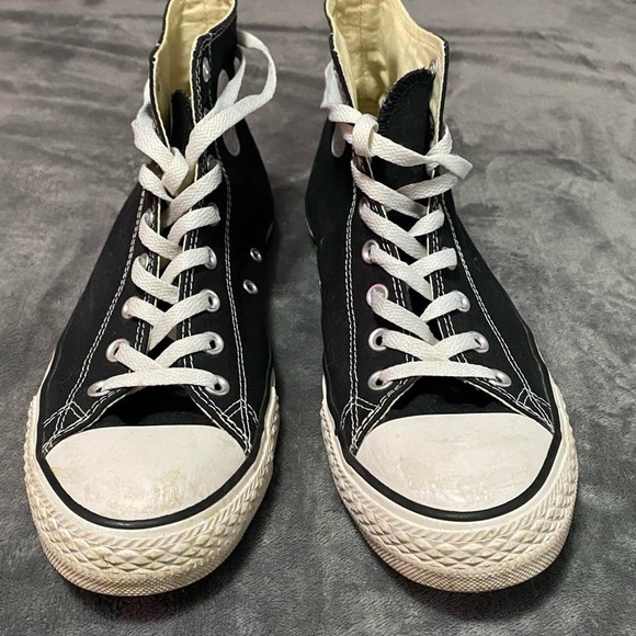 Black Converse Chuck Taylor All Star High Top - Picture 3 of 4